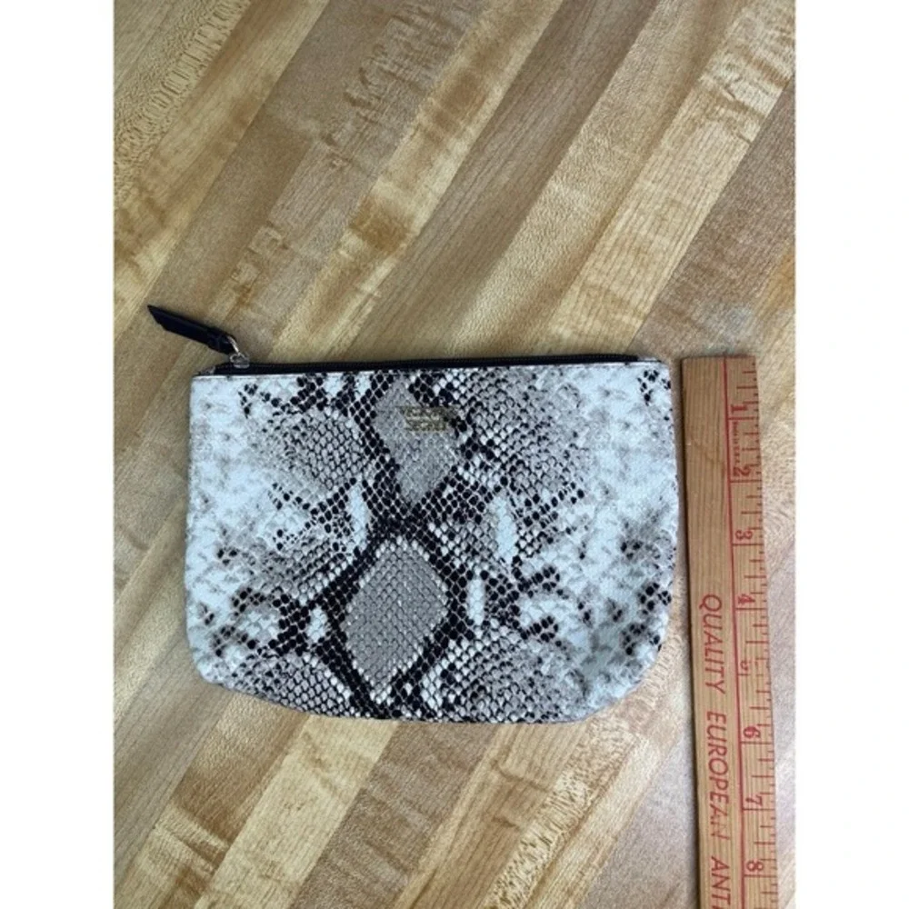 Victoria Secret Wristlet‎ Snakeskin purse